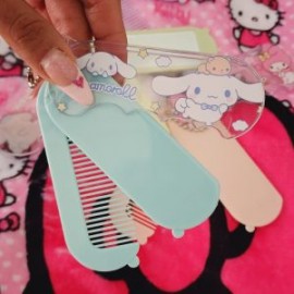 3 en 1 Peine, Espejo y Llavero Portatil Sanrio