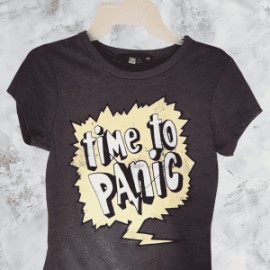 Blusa para Dama Manga Corta Gris Time to Panic Look Kool